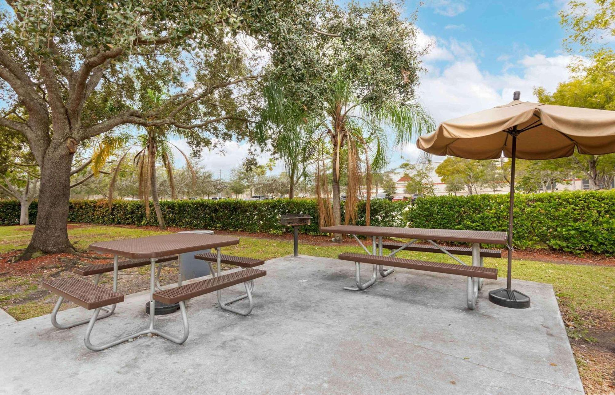 Extended Stay America Suites - Fort Lauderdale - Davie Εξωτερικό φωτογραφία