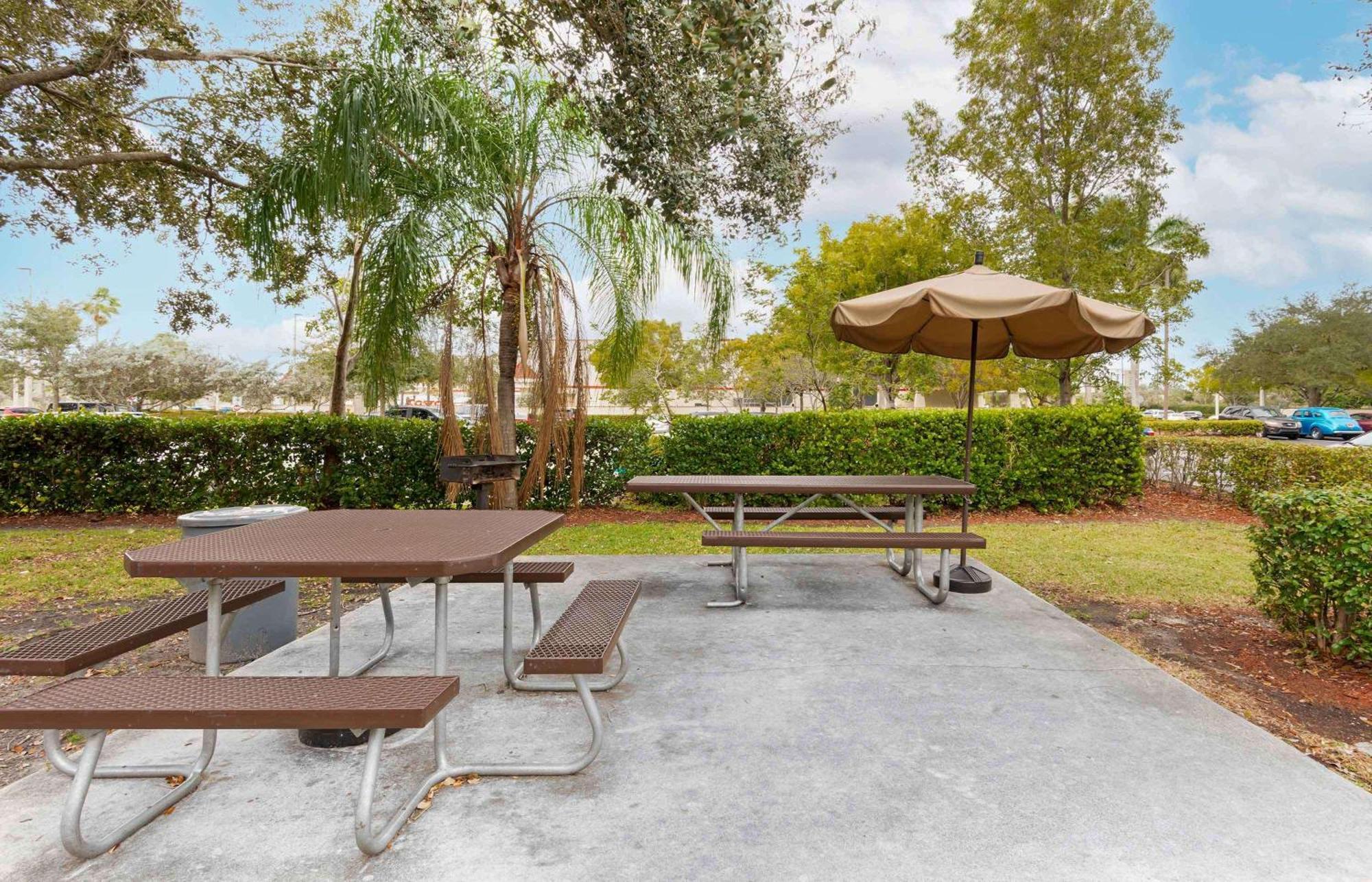 Extended Stay America Suites - Fort Lauderdale - Davie Εξωτερικό φωτογραφία
